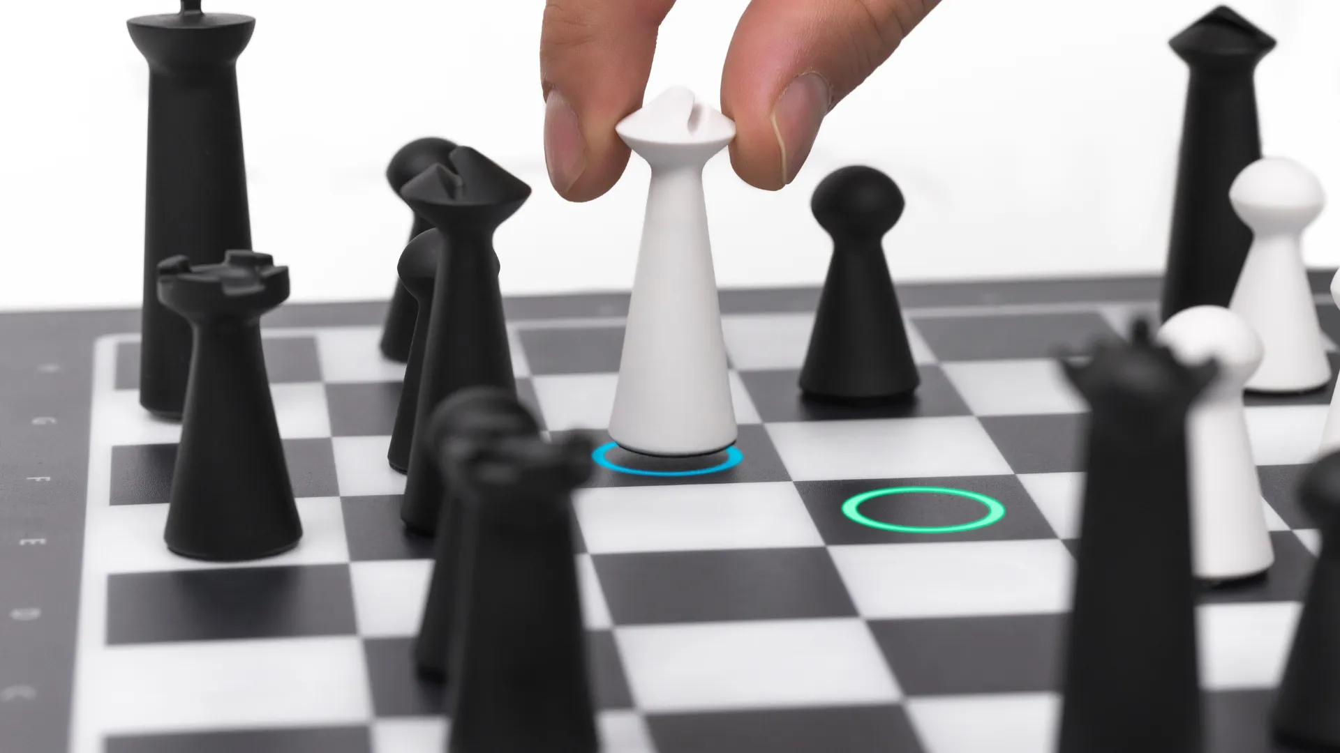 人工智能棋盘：用人工智能改变你的游戏